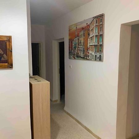 Appartement 5 Lits Climatise Salon 2Chambres Cuisine Equipee Sdb Staoueli Dış mekan fotoğraf
