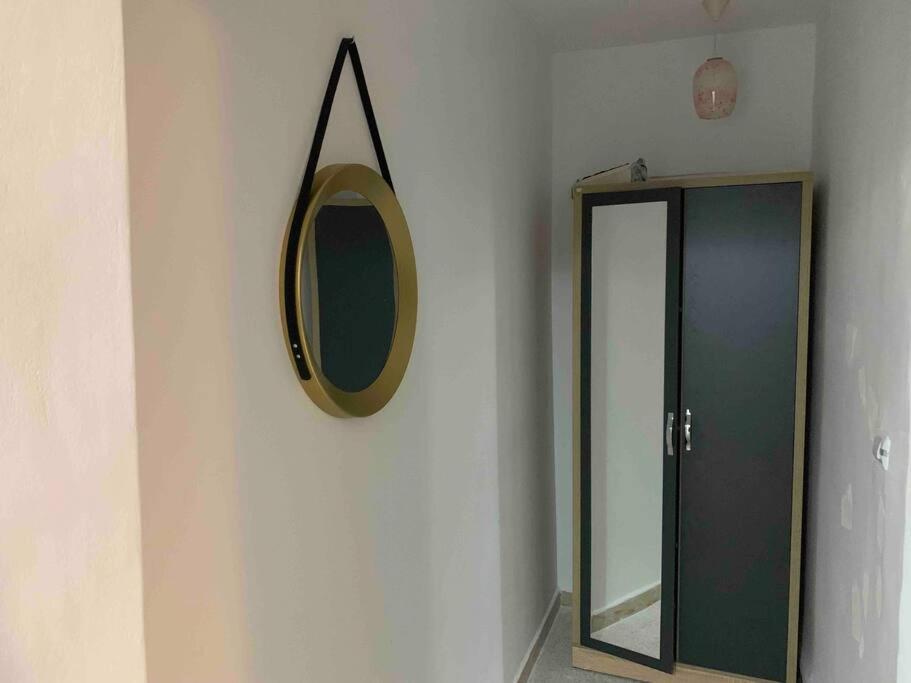 Appartement 5 Lits Climatise Salon 2Chambres Cuisine Equipee Sdb Staoueli Dış mekan fotoğraf